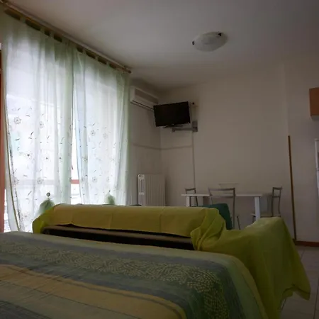 Parmigianino Apart Otel