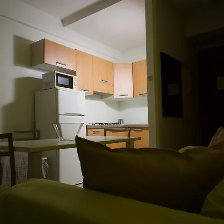 Parmigianino Apartments Aparthotel 3*