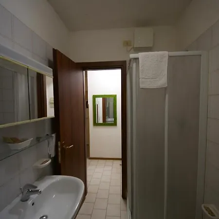 Parmigianino Apartments Aparthotel