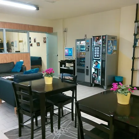 Parmigianino Apartments Aparthotel 3*