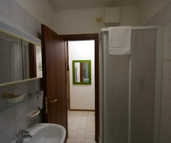 Parmigianino Aparthotel